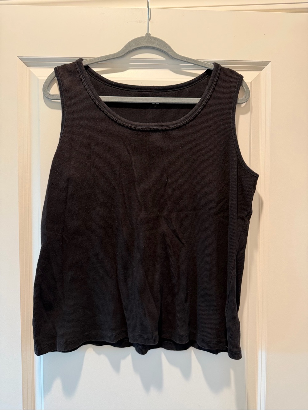 Laura Scott Black Sleeveless Tank Top